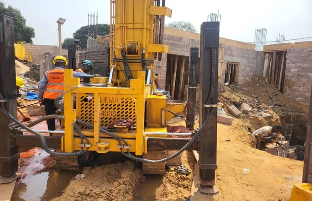 L'entrée sur le site